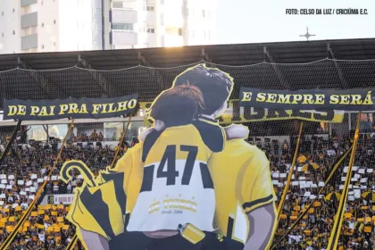 Criciúma Esporte Clube: onde a paixão nunca desvanece mesmo nas horas mais difíceis.