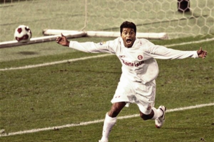 O mundo vermelho e branco, o resumo da conquista do planeta 🇦🇹