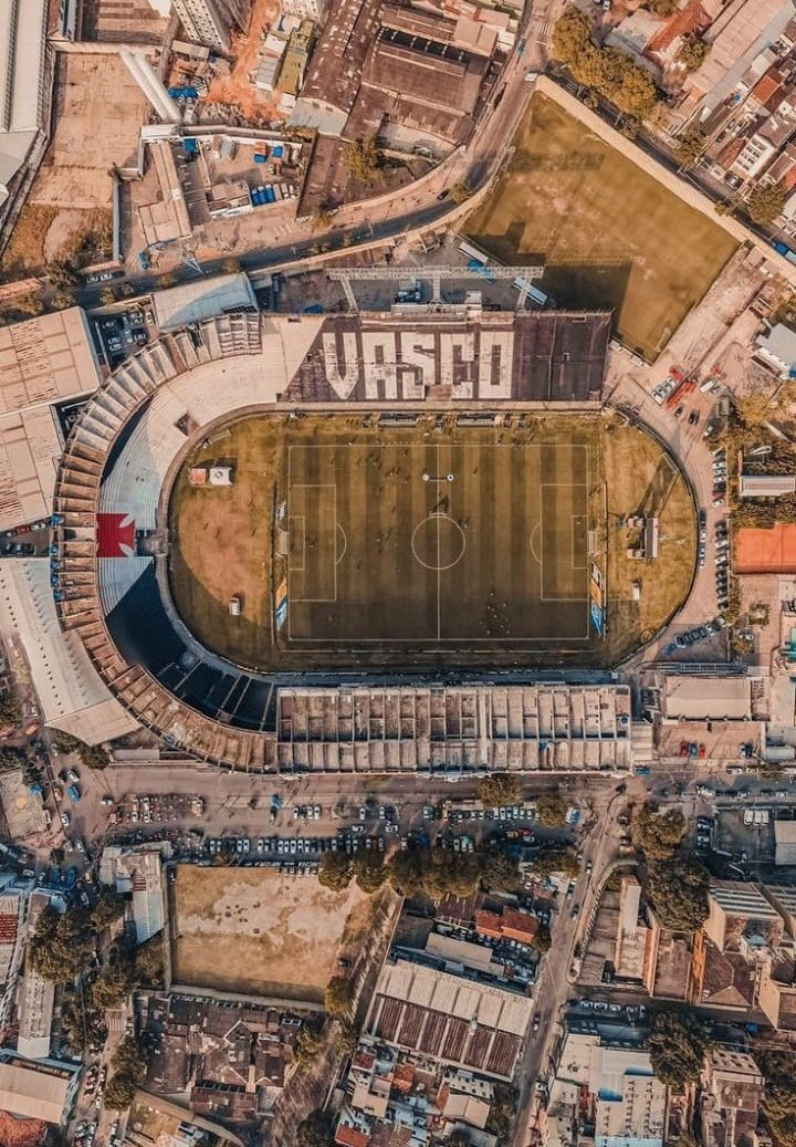 O símbolo da resistência: Entenda a importância histórica de São Januário O símbolo da resistência: Entenda a importância histórica de São Januário