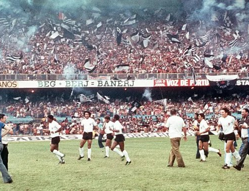 23 anos sem títulos, 23 anos de apoio incondicional. A história do Jejum do Corinthians