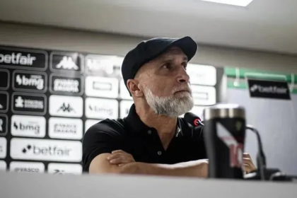 Técnicos com passagens"relâmpago"no Brasil