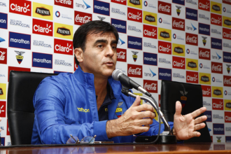 Fique de olho: Gustavo Quinteros