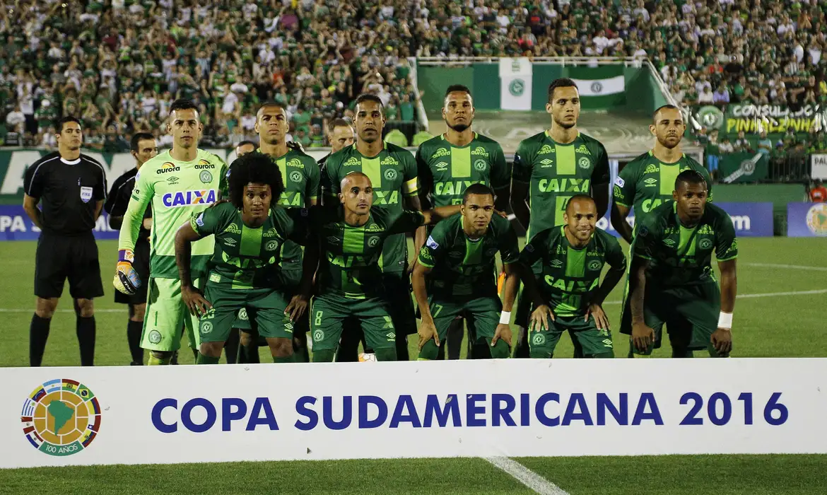 Guerreiros de Condá - 8 anos de saudades dos guerreiros da Chapecoense Guerreiros de Condá - 8 anos de saudades dos guerreiros da Chapecoense