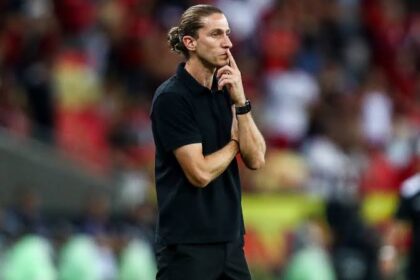 FLAMENGO DE FILIPE LUÍS: A HISTÓRIA ESTÁ SE REPETINDO?