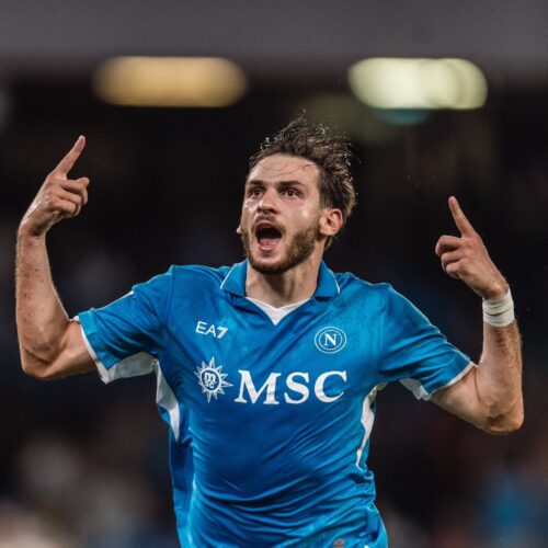 GIORGIO ARMANI: MUITO MAIS DO QUE UM ÍCONE DA MODA, UM ENTUSIASTA DO FUTEBOL! 🇮🇹