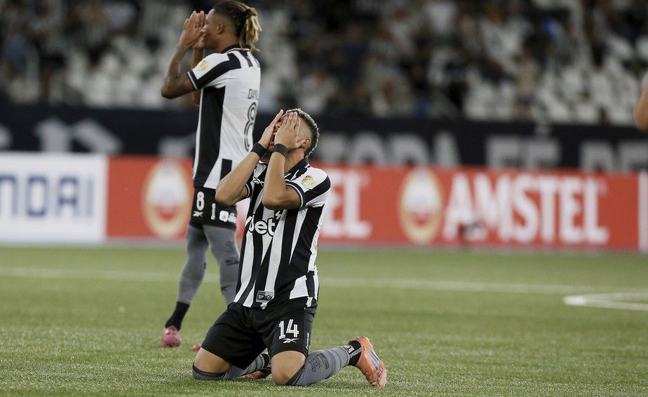 ELIMINAÇÃO NA PRÉ-LIBERTADORES COLOCA PLANEJAMENTO DO BOTAFOGO EM XEQUE