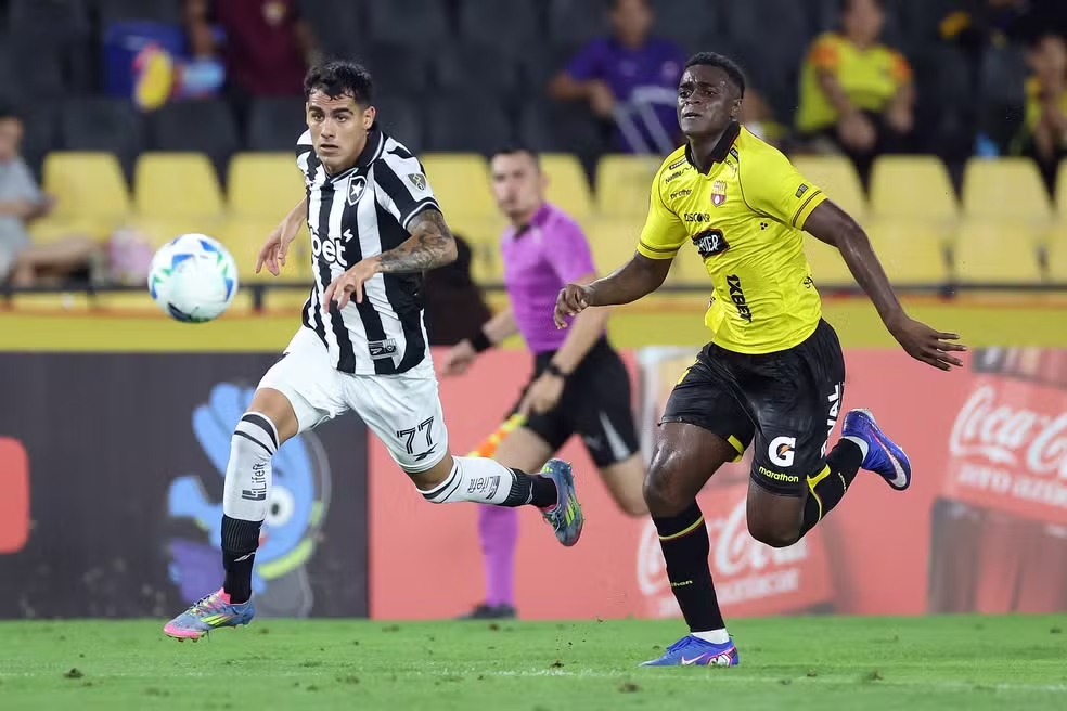 BOTAFOGO ARRANCA EMPATE NO EQUADOR, MANTÉM DECISÃO ABERTA E TENTA CONSOLIDAR REAÇÃO NA TEMPORADA BOTAFOGO ARRANCA EMPATE NO EQUADOR, MANTÉM DECISÃO ABERTA E TENTA CONSOLIDAR REAÇÃO NA TEMPORADA
