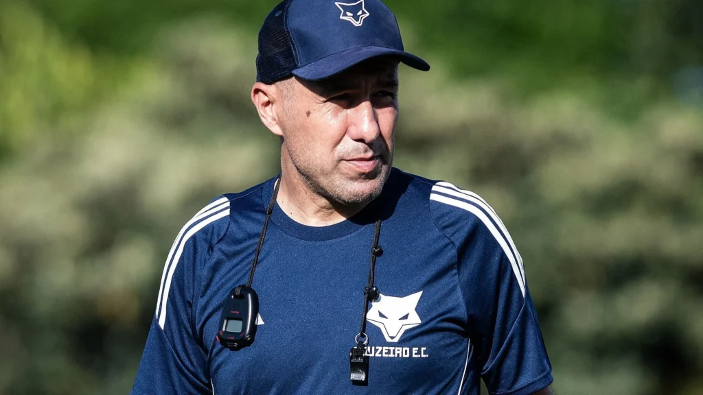 Leonardo Jardim no Flamengo? Conheça o treinador e como jogam seus times: