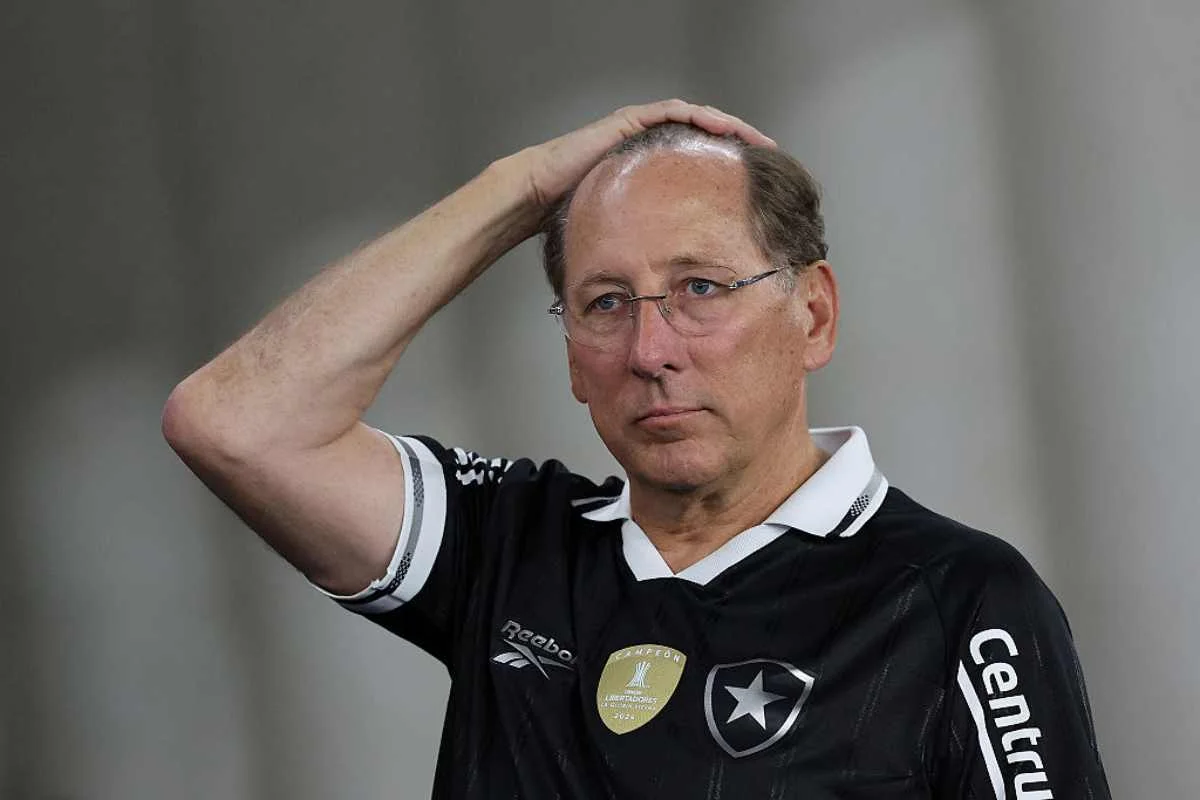 BOTAFOGO SOMA SEIS JOGOS SEM PERDER E DA SINAIS DE REORGANIZAÇÃO EM CAMPO