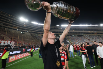 Filipe Luís no Chelsea?