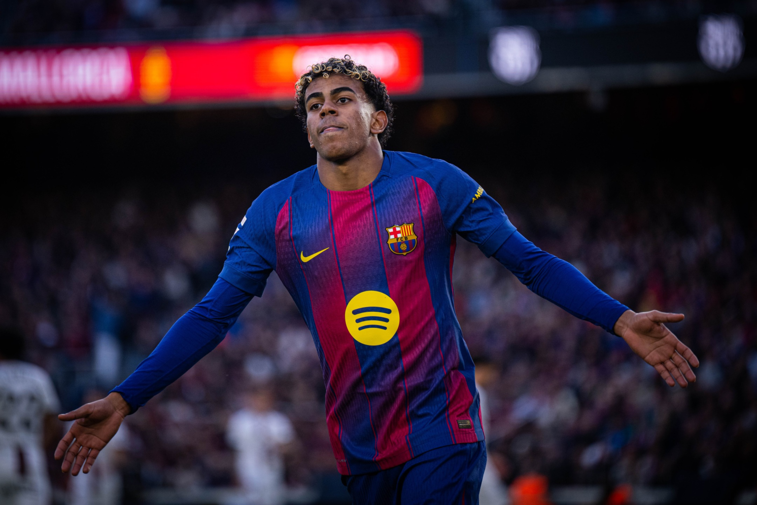 LAMINE YAMAL pelo BARCELONA APÓS A CHEGADA DE HANSI FLICK:
