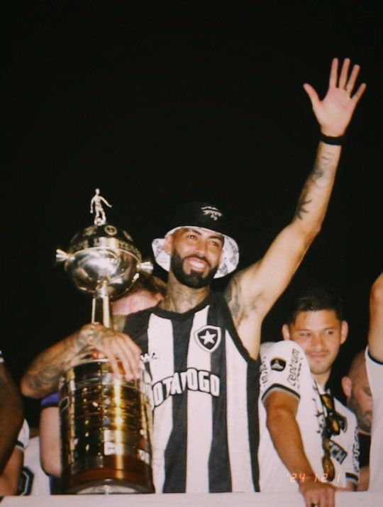 AS SAÍDAS DO BOTAFOGO: