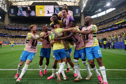 Brasil sofre, reage no fim e elimina Japão com gol dramático de Martinelli na Copa do Mundo