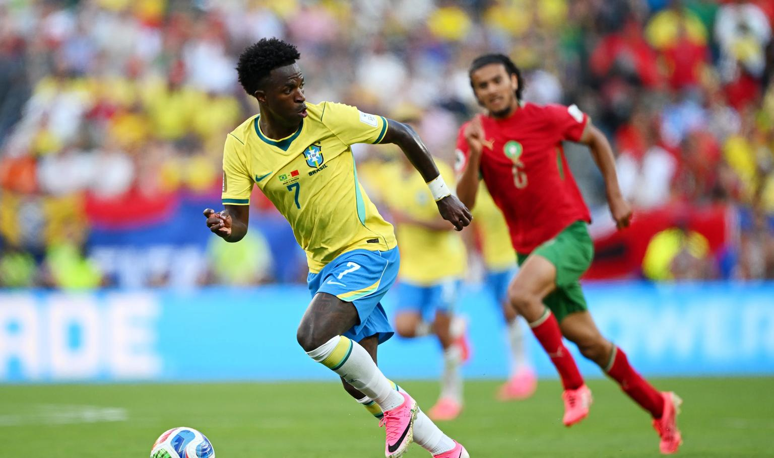 Brasil estreia com empate diante do Marrocos após atuação decepcionante na Copa do Mundo. Brasil estreia com empate diante do Marrocos após atuação decepcionante na Copa do Mundo.