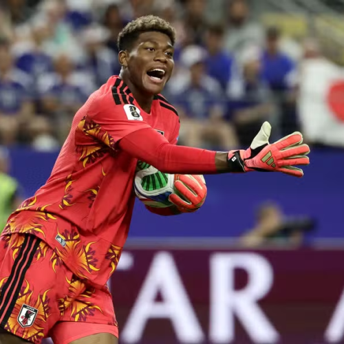 ZION SUZUKI – O PRIMEIRO GOLEIRO NEGRO DO JAPÃO