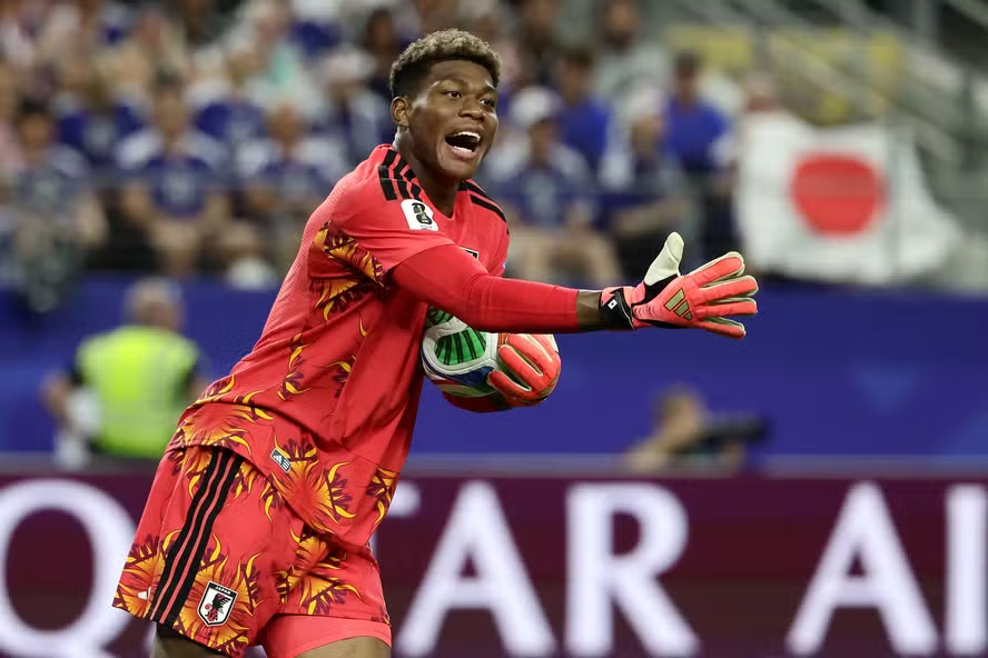 ZION SUZUKI – O PRIMEIRO GOLEIRO NEGRO DO JAPÃO ZION SUZUKI – O PRIMEIRO GOLEIRO NEGRO DO JAPÃO
