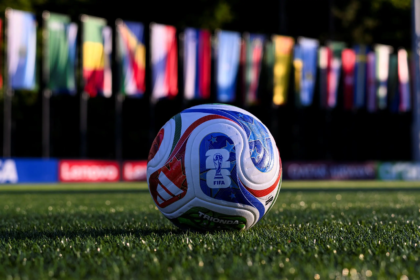 Oitavas de final: apenas 16 seleções brigam pelas oito vagas nas quartas de final. Jogos emocionantes, domínio e surpresas nessa fase.