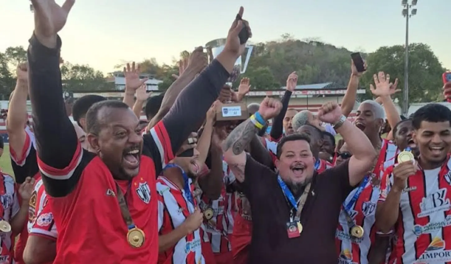 Cardoso Moreira é campeão da Quinta Divisão
