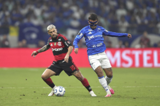 NOITE DE UM GRANDE JOGO E ÓTIMO RESULTADO PARA O FLAMENGO: EMPATE DO MINEIRÃO