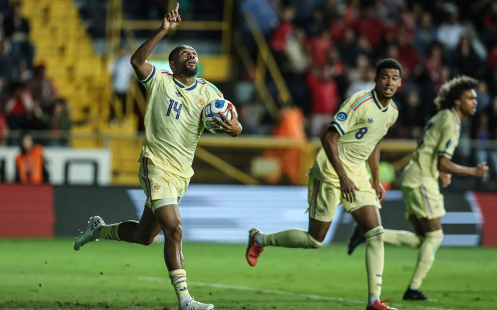 Caribe em ascensão: Haiti e Curaçao desafiam o equilíbrio de forças da CONCACAF Caribe em ascensão: Haiti e Curaçao desafiam o equilíbrio de forças da CONCACAF