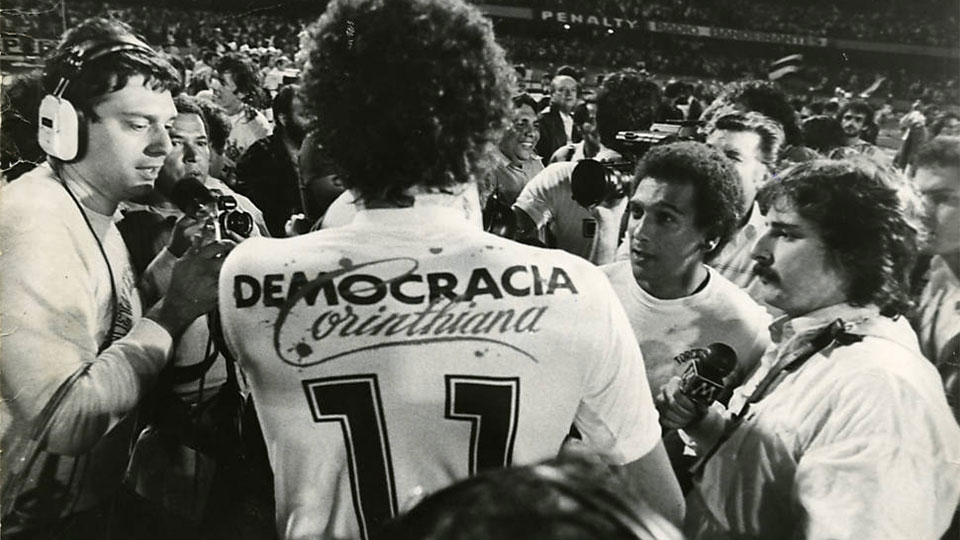 Futebol e política: quando a rivalidade não pode ser maior que o respeito Futebol e política: quando a rivalidade não pode ser maior que o respeito
