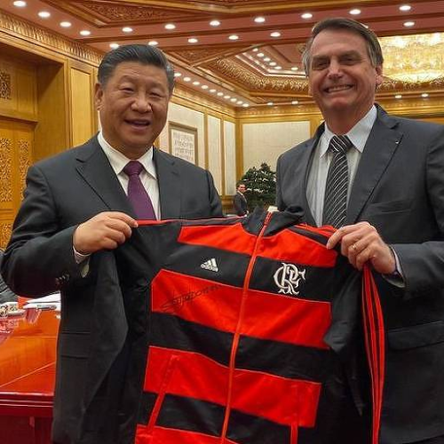 A família Bolsonaro e o futebol carioca: política, paixão e influência