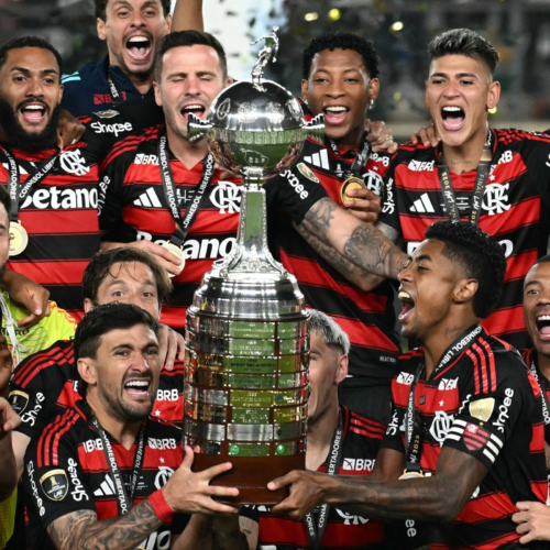 FLAMENGO QUER A GLÓRIA MAIS UMA VEZ!