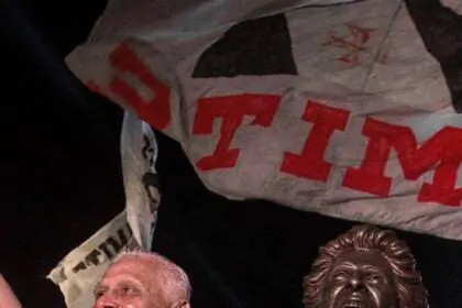 Roberto Dinamite em jogos oficiais 🇧🇷💢