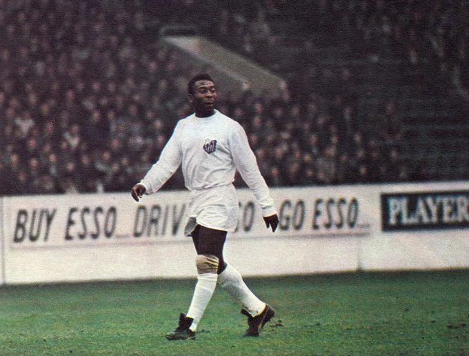 Como seria se Pelé jogasse nos dias de hoje? Como seria se Pelé jogasse nos dias de hoje?