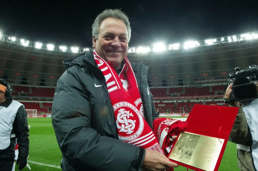Internacional - Onde há fumaça, há uma tradição centenária 🇦🇹 Internacional - Onde há fumaça, há uma tradição centenária 🇦🇹
