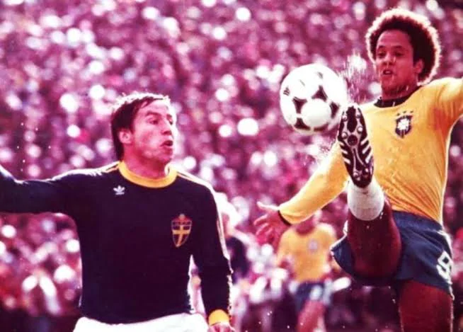 Reinaldo, o maior ídolo da história do Clube Atlético Mineiro Reinaldo, o maior ídolo da história do Clube Atlético Mineiro