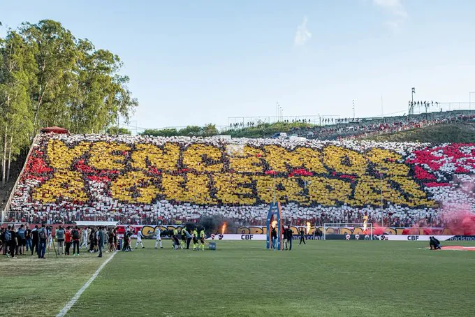 O orgulho de ser Rubro-Negro - Esporte Clube Vitória O orgulho de ser Rubro-Negro - Esporte Clube Vitória