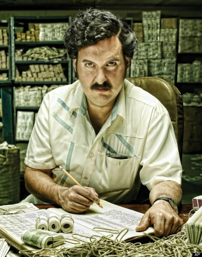 Pablo Escobar e seu narcotráfico no futebol colombiano Pablo Escobar e seu narcotráfico no futebol colombiano