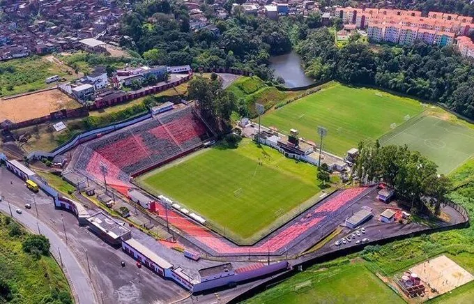 O orgulho de ser Rubro-Negro - Esporte Clube Vitória O orgulho de ser Rubro-Negro - Esporte Clube Vitória