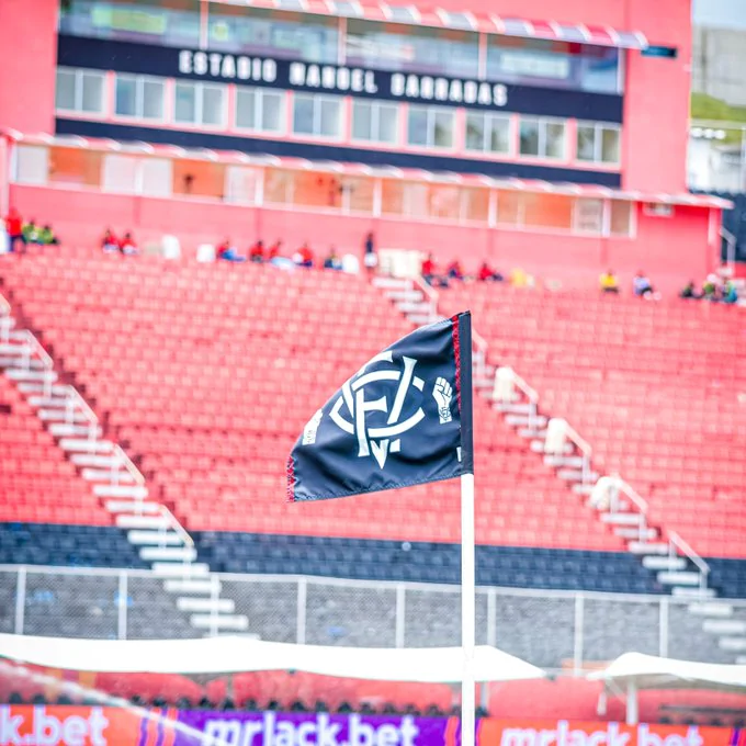 O orgulho de ser Rubro-Negro - Esporte Clube Vitória O orgulho de ser Rubro-Negro - Esporte Clube Vitória