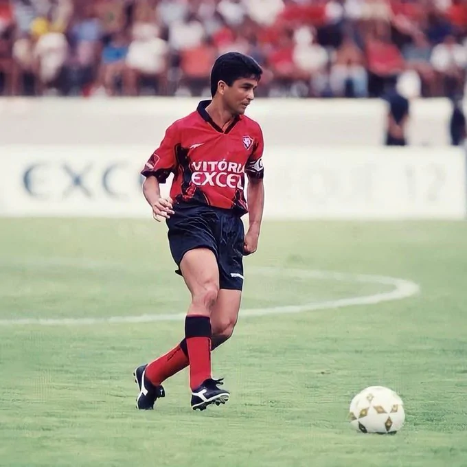 O orgulho de ser Rubro-Negro - Esporte Clube Vitória O orgulho de ser Rubro-Negro - Esporte Clube Vitória