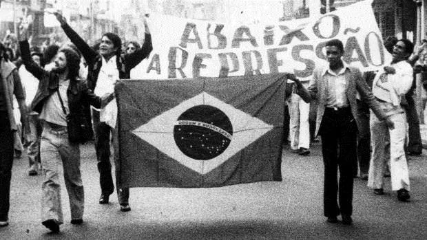 A bola e a forca (A Seleção Brasileira de 1970 e a Ditadura) A bola e a forca (A Seleção Brasileira de 1970 e a Ditadura)