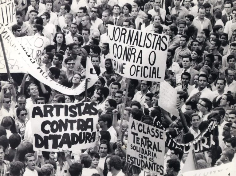 A bola e a forca (A Seleção Brasileira de 1970 e a Ditadura) A bola e a forca (A Seleção Brasileira de 1970 e a Ditadura)