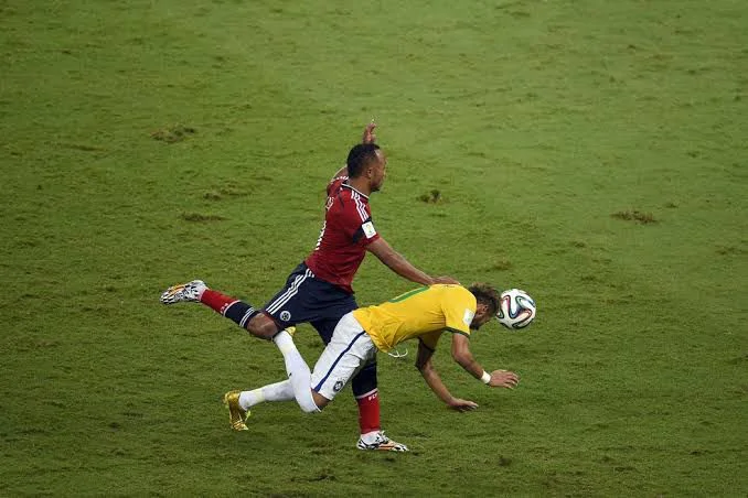 A Seleção Brasileira de 2014 e a Maior Vergonha da História da Camisa Amarelinha A Seleção Brasileira de 2014 e a Maior Vergonha da História da Camisa Amarelinha