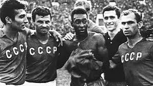 O desempenho da União das Repúblicas Socialistas Soviéticas (URSS) nos campeonatos Europeus