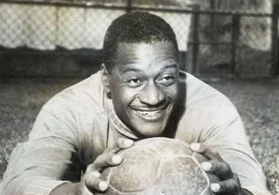 O vazio negro no gol da Seleção Brasileira