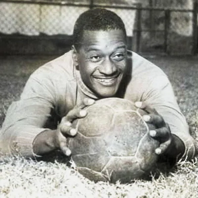 O vazio negro no gol da Seleção Brasileira