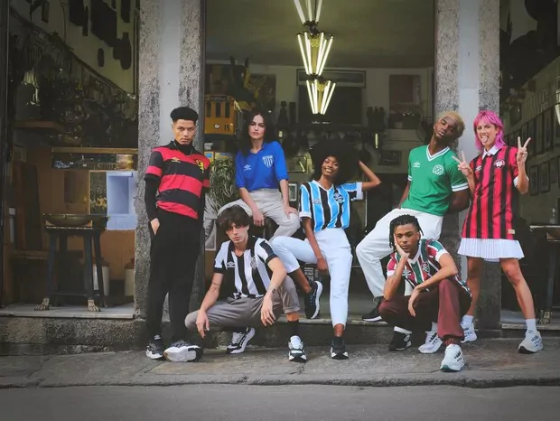 Futebol e moda: quando clubes, marcas e atletas resolvem criar tendências juntos Futebol e moda: quando clubes, marcas e atletas resolvem criar tendências juntos