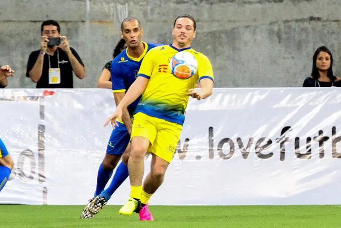 Famosos que jogaram futebol: 7 Celebridades que já entraram em campo Famosos que jogaram futebol: 7 Celebridades que já entraram em campo