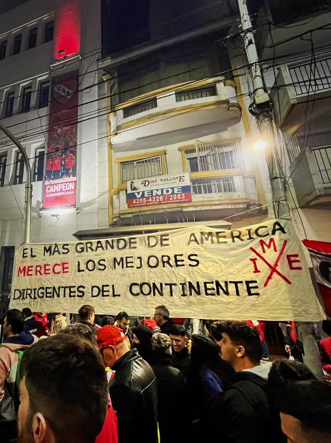 A crise do Independiente 🇦🇷 A crise do Independiente 🇦🇷