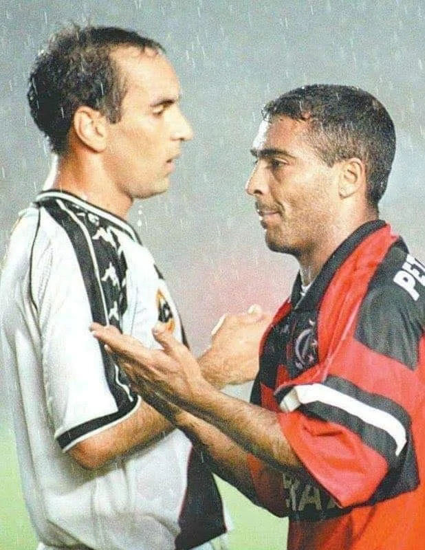 O eterno 'recordar é viver' de Dejan Petkovic O eterno 'recordar é viver' de Dejan Petkovic