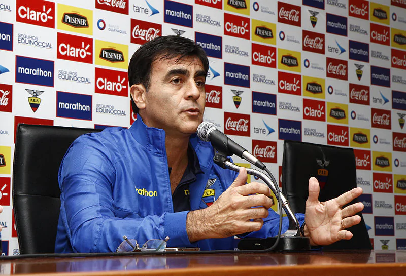 Fique de olho: Gustavo Quinteros