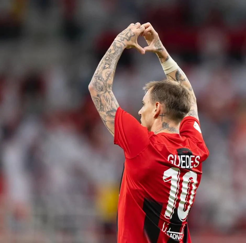 Flamengo Negocia Contratação de Roger Guedes: Atacante Pode Reforçar o Time em 2025 Flamengo Negocia Contratação de Roger Guedes: Atacante Pode Reforçar o Time em 2025