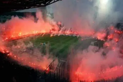 ⚠️⁉️ Vocês conhecem quais grupos 'ultras' (torcidas organizadas) europeus se posicionam de forma extremista?