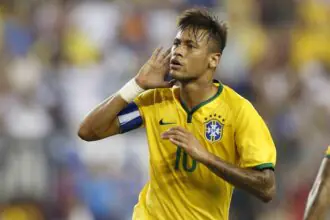 Neymar não é só um jogador, é a memória inteira de uma geração.